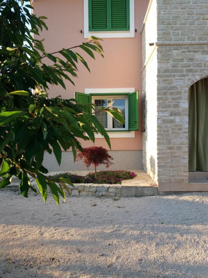 Villa Malini Grožnjan Buitenkant foto